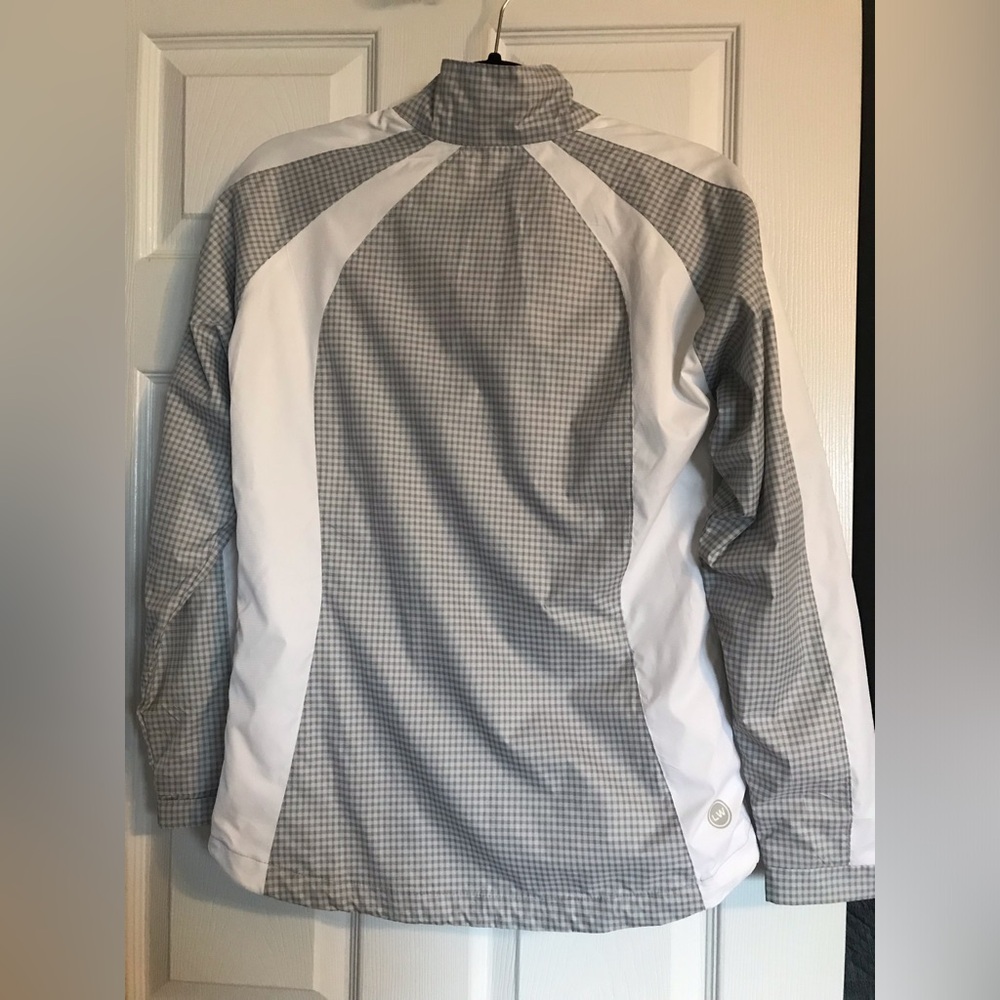 Ladies golf jacket - Picture 9 of 11